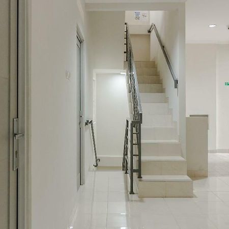 Reddoorz @ Cipete Raya Hotel Jakarta Luaran gambar